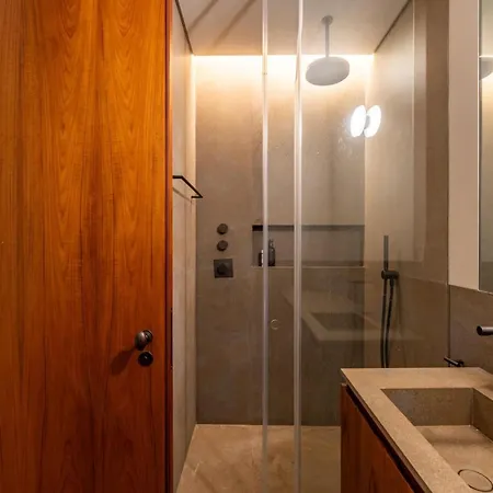 Sacramento House *